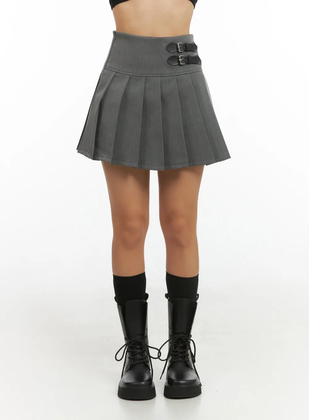 Buckle Pleated Mini Skirt IS402