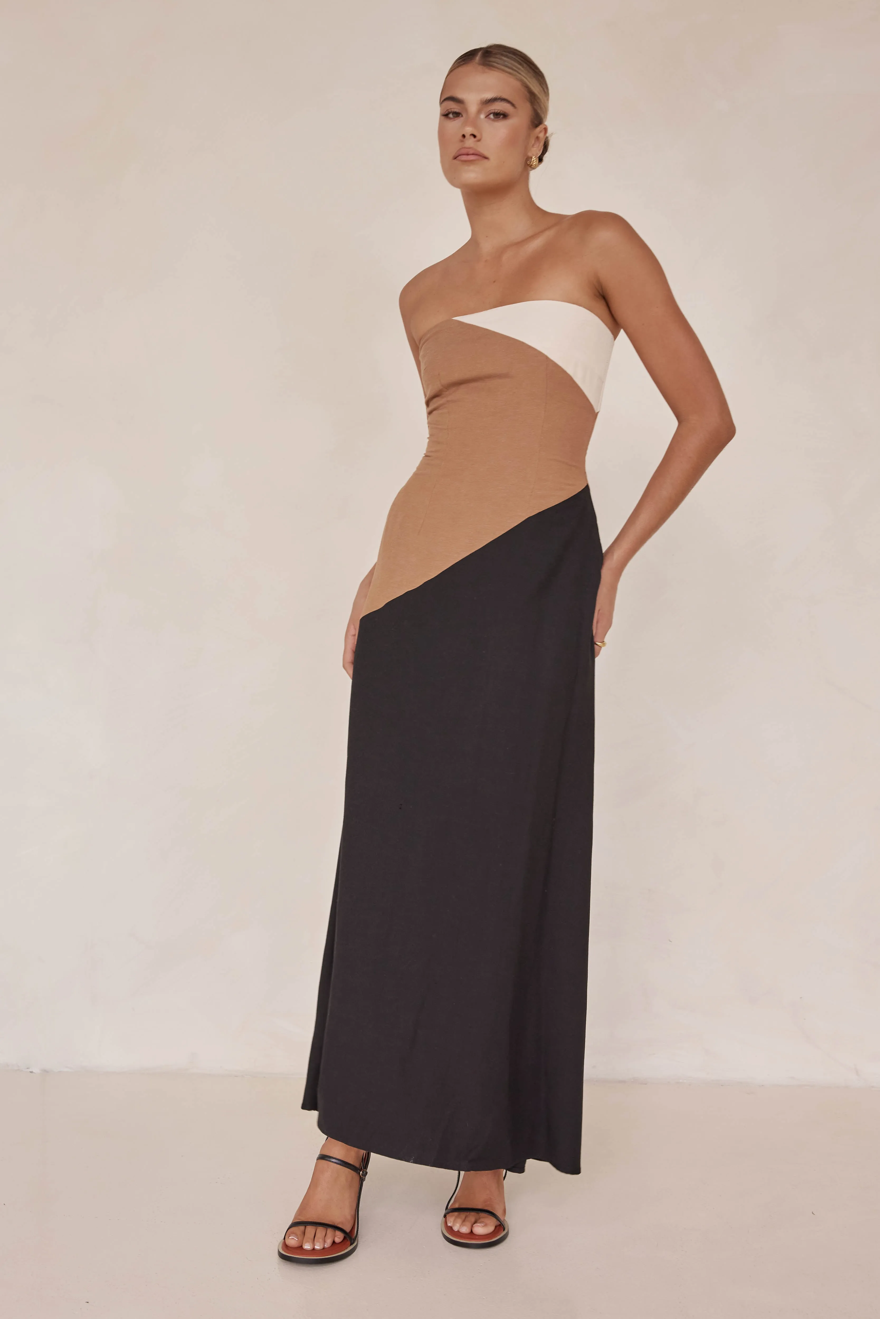 Calissa Maxi Dress (Black)