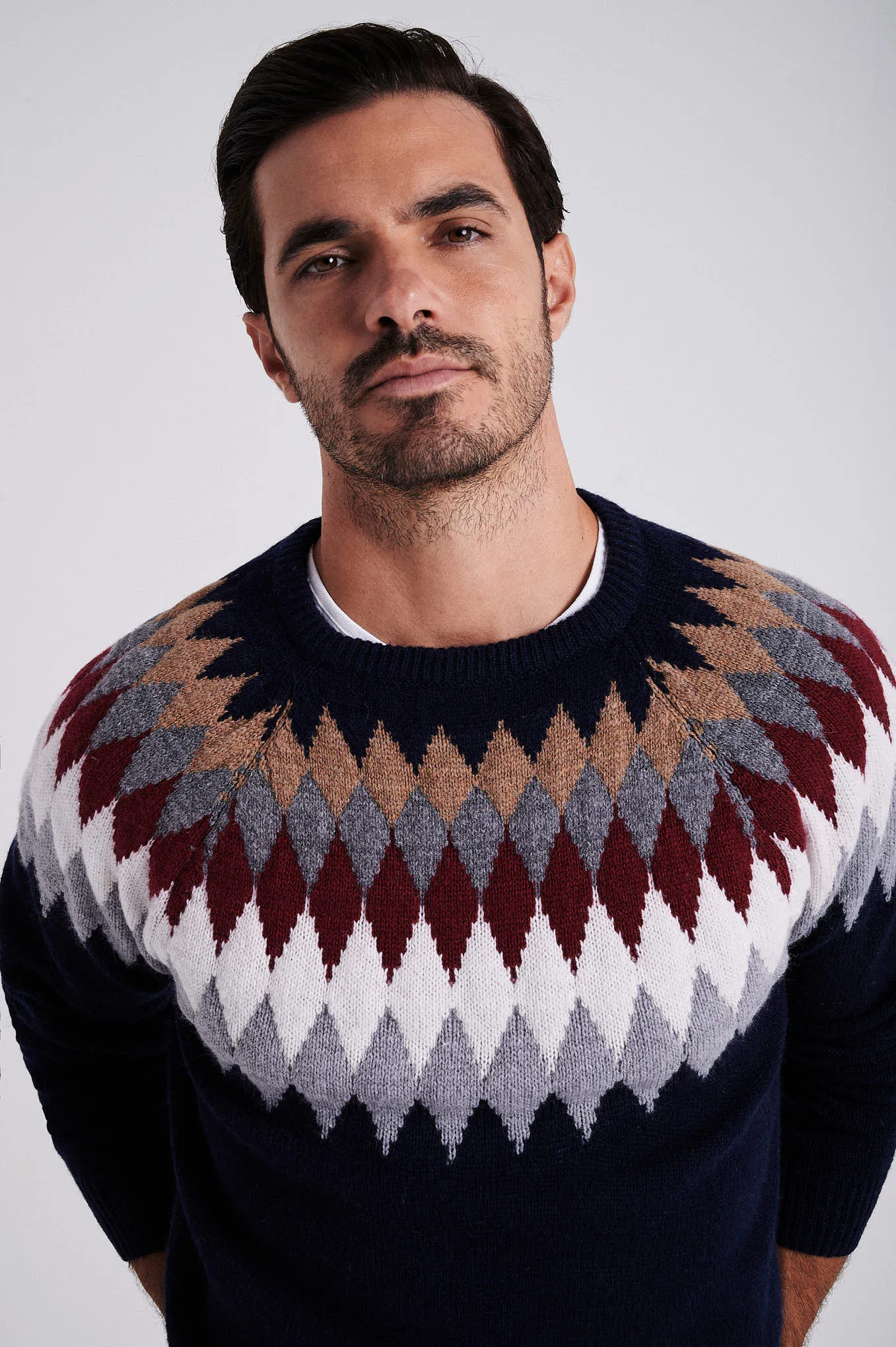 Men's long sleeve crew neck fair-isle sweater