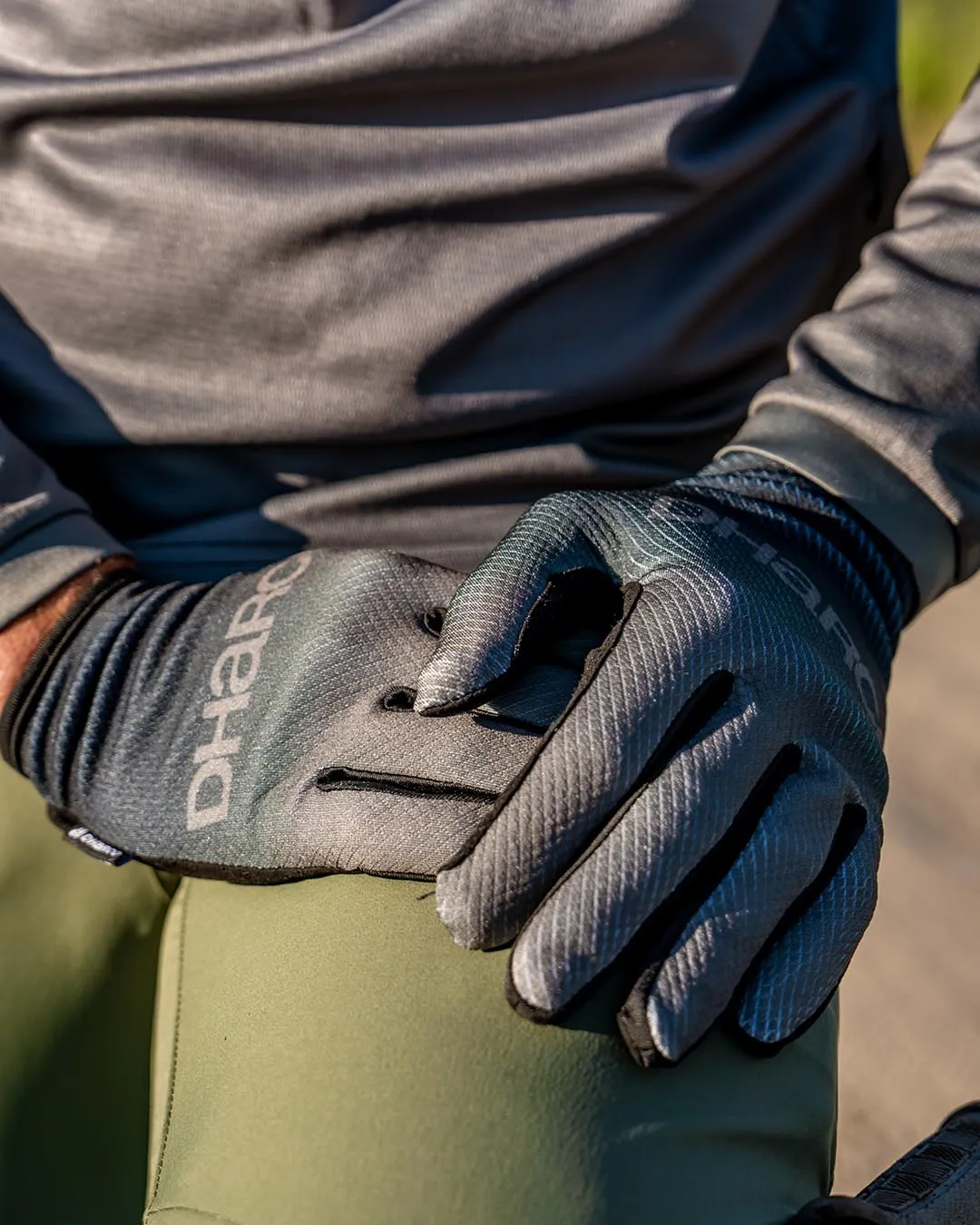 Mens Race Glove | Garigal Fade