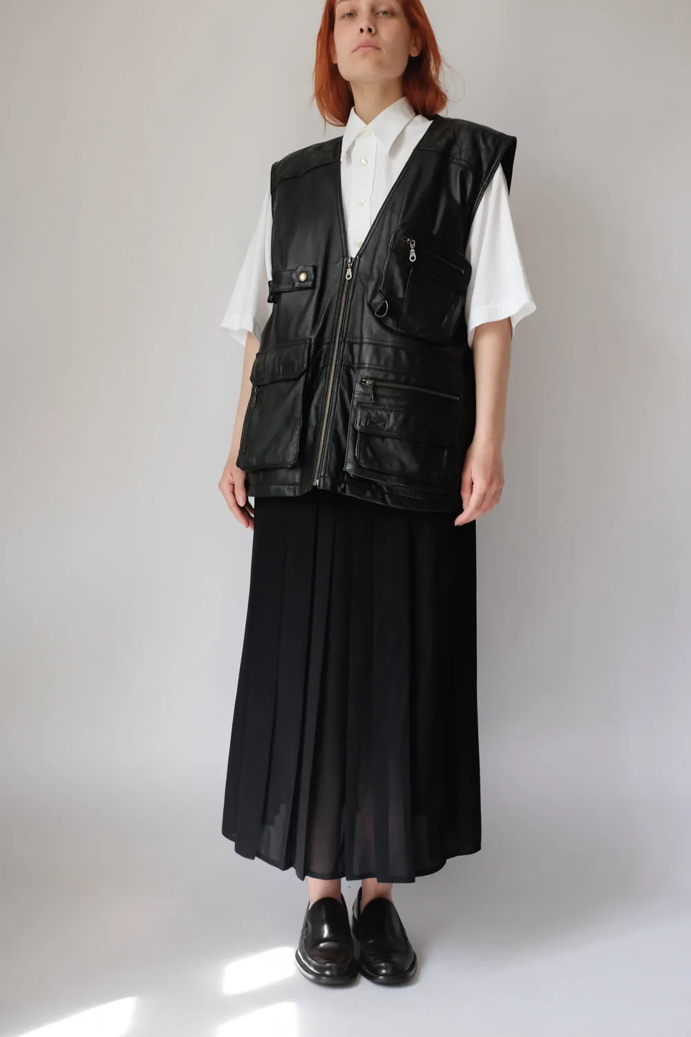 PLEATED BLACK LONG SKIRT