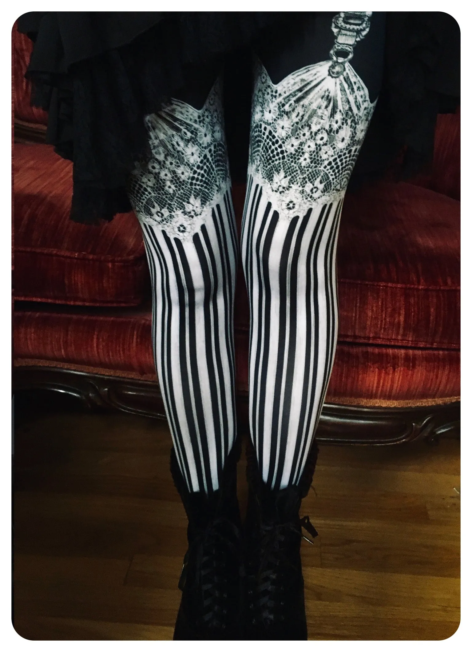 SAMPLE SALE - PLUS Burlesque Leggings by fox savant