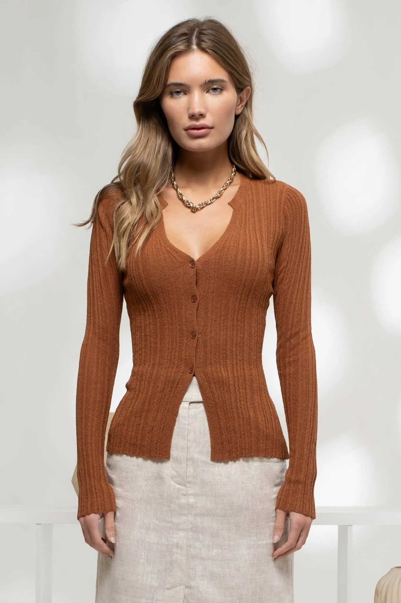 V NECK SPLIT HEM BUTTON DOWN KNIT CARDIGAN