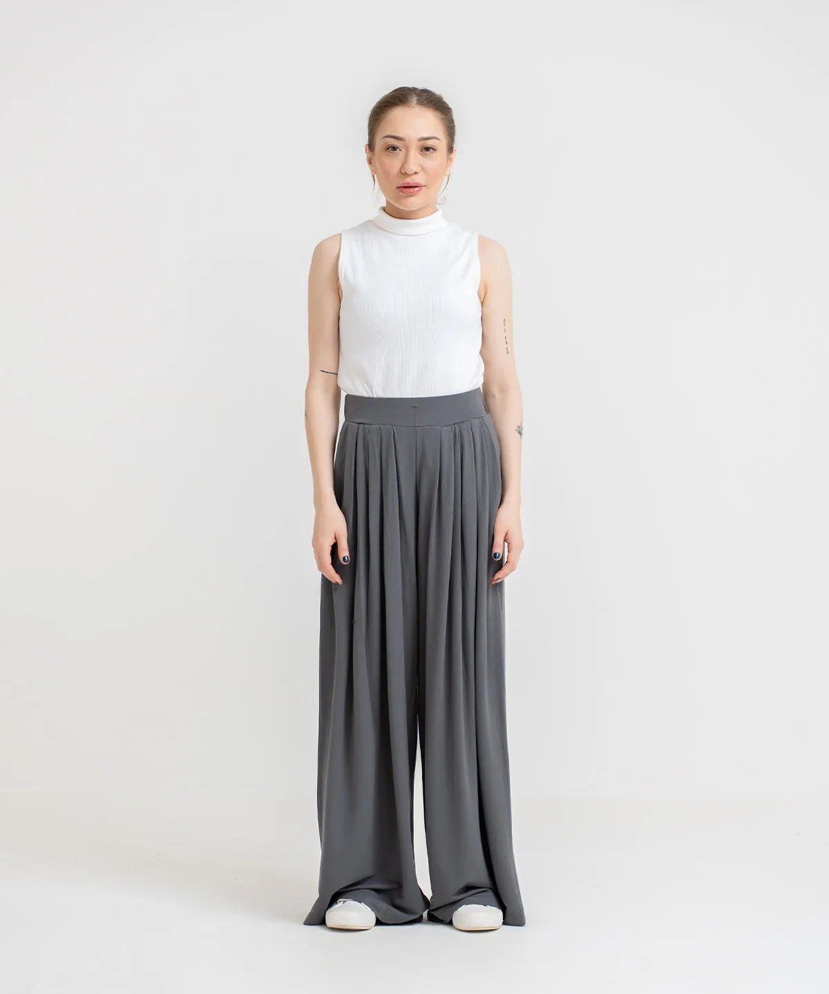 Women's Modal Pleated Flared Pants